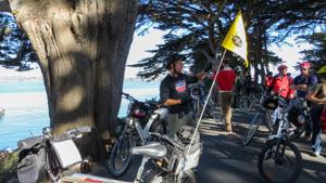 Cyclists riding on the San Francisco National Park Bike Path
